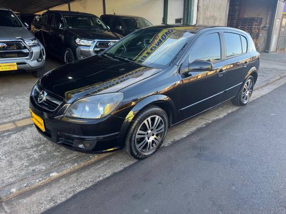 CHEVROLET VECTRA 2.0 MPFI GT HATCH 8V FLEX 4P MANUAL